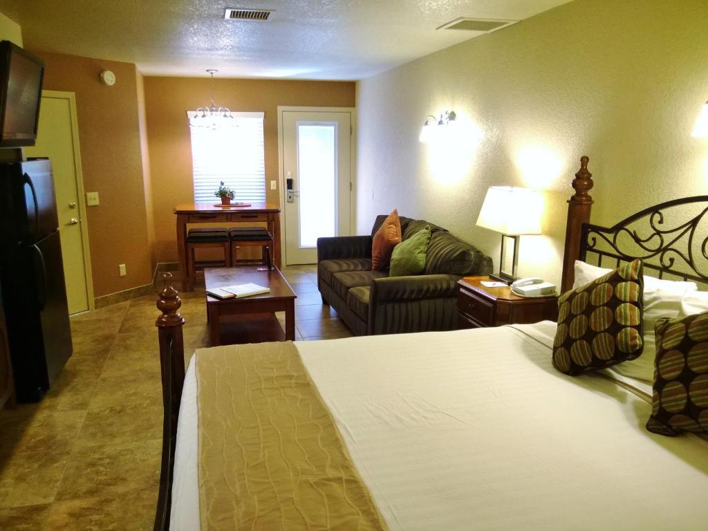 Sedona Springs Resort, A Vri Resort Room photo